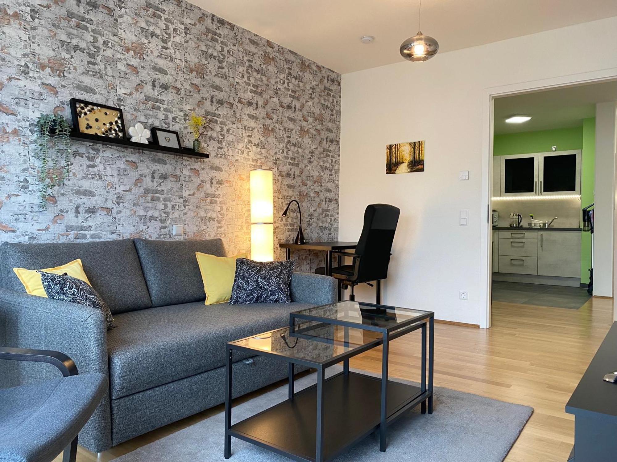 Schoenes 2 Zimmer Apartment Zentral Gelegen Pforzheim Esterno foto